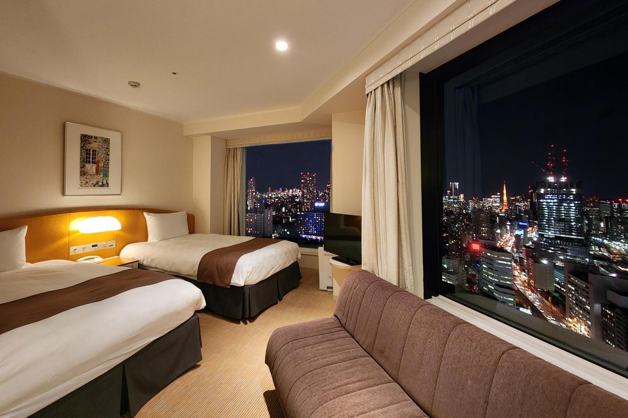 Main Tower 19th-27th Floor Corner Twin Room Sofa Non-Smoking